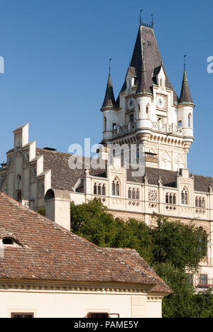 Il Castello di Grafenegg è il più ben noto esempio di romantico dello storicismo in Austria ed è una popolare destinazione turistica Foto Stock