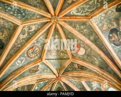 Archivio della cappella nella chiesa francescana di Santa Trinità e dell'Assunzione della Beata Vergine Maria di Opole, Polonia Foto Stock