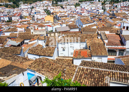 Vista su Ubrique, la provincia di Cadiz Cadice, Spagna Foto Stock