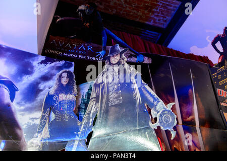 GENOVA, Italia - 4 Maggio 2016: Van Helsing witn Jugh Jackman e Kate Beckinsale, Internazionale museo del cinema di Genova, Italia. Museo con le collezioni Foto Stock