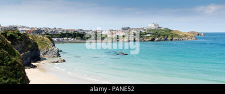 Una vista panoramica della costa intorno a Newquay in Cornovaglia. Foto Stock