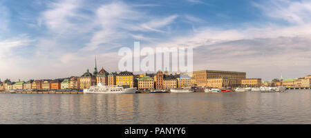 La città di Stoccolma panorama sullo skyline a Gamla Stan e il Palazzo Reale di Stoccolma Svezia Foto Stock