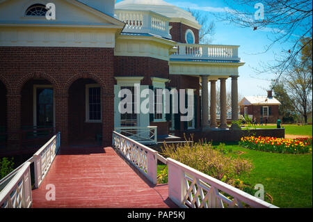 Passerella in legno ed esterno di Thomas Jefferson di Monticello home - Virginia, Stati Uniti d'America Foto Stock