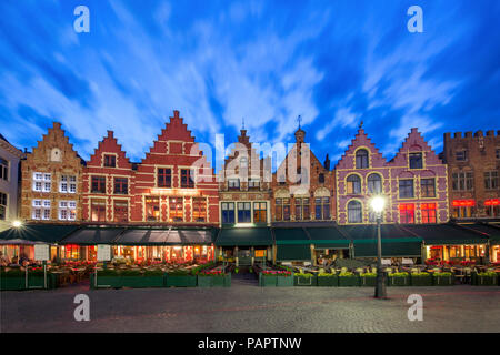 Vecchia Piazza del Mercato di Bruges, Belgio Foto Stock