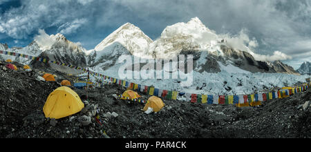 Il Nepal, Solo Khumbu, Everest, Sagamartha National Park, Campo Base Foto Stock