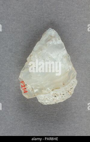 Arrowhead. Cultura: il Giappone. Dimensioni: W. 7/8 in. (2,2 cm); L. 1 1/8 in. (2.9 cm). Museo: Metropolitan Museum of Art di New York, Stati Uniti d'America. Foto Stock