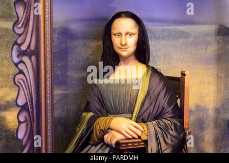 AMSTERDAM, PAESI BASSI - Ott 26, 2016: Leonardo la Mona Lisa di Leonardo Da Vinci, il museo delle cere di Madame Tussauds di Amsterdam. Una popolare attrazione turistica Foto Stock