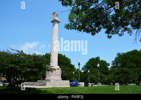 Illinois Centennial monumento dedicato alla fine della prima guerra mondiale nel 1918 per celebrare i primi cento anni di statualità. Illinois acquisita statualità Dicembre 3, 1818. Foto Stock