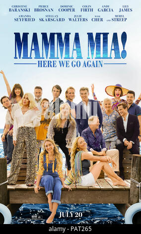 Mamma Mia! Qui andiamo ancora (2018) diretto da Ol Parker e interpretato da Lily James, Amanda Seyfried e Dominic Cooper, Meryl Streep, Cher, Julie Walters e Pierce Brosnan. Un prequel e sequel del jukebox originale commedia musicale ritorna con la musica di ABBA. Foto Stock