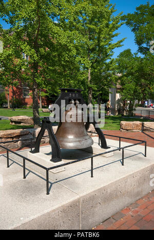 Bell cast di Boston di Paul Revere e figli nel 1801, Salem, Essex County, Massachusetts, STATI UNITI D'AMERICA Foto Stock