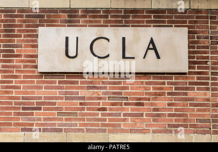 LOS ANGELES, CA/STATI UNITI D'America - 25 Maggio 2015: ingresso segno alla UCLA campus. Foto Stock