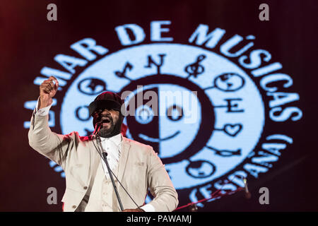 Cartagena, Spagna. Il 24 luglio, 2018. American Jazz cantante, Gregory Porter, durante la sua performance a La Mar de Musicas Festival. © ABEL F. ROS/Alamy Live News Foto Stock