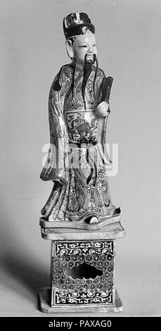 Figura mitologica. Cultura: la Cina. Dimensioni: H. 14 1/2 in. (36,8 cm). Museo: Metropolitan Museum of Art di New York, Stati Uniti d'America. Foto Stock