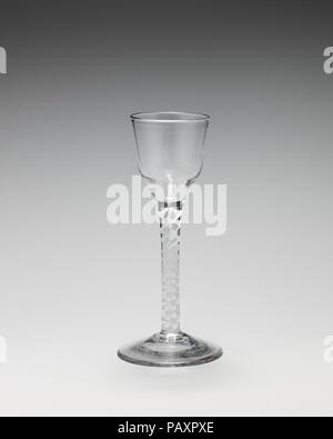 Wineglass. Cultura: British, probabilmente a Bristol. Dimensioni: complessiva (conferma): 6 1/4 × 2 3/4 x 2 3/4 in. (15,9 × 7 × 7 cm). Data: 1750-1800. Museo: Metropolitan Museum of Art di New York, Stati Uniti d'America. Foto Stock