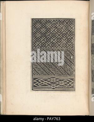 Esemplario di lavori, pagina 9 (verso). Dimensioni: 9 5/16 x 7 1/4 x 15/16 in. (23,7 x 18,4 x 2,4 cm). Pubblicato in: Venezia. Editore: Nicolò Zoppino (italiano, Ferrara 1478/80-1544 Venezia) , Venezia. Data: Agosto 1529. Pubblicato da Nicolo Zoppino, italiano, attivo del XVI secolo, Venezia. Dall'alto al basso e da sinistra a destra: Design composto da 3 registri orizzontali: superiore illustrata con il bianco '#' (in alto a sinistra) e diamanti, centro illustrato con fasce diagonali di diamanti e 'x, e il fondo illustrato con orizzontale design interlacciato. Museo: Metropolitan Museum of Art di New York, Stati Uniti d'America. Foto Stock