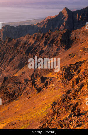 Steens Mountain front dal bordo est Vista, Steens Mountain Recreation Area, Oregon Foto Stock