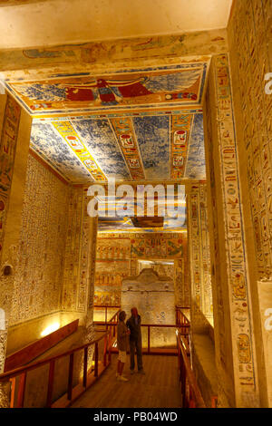 All'interno della tomba di Ramses iv o Ramesse IV (KV2) nella Valle dei Re, Tebe, Luxor, Egitto, Africa Foto Stock