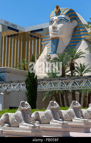 Il Luxor Hotel Las Vegas, Nevada, Stati Uniti d'America,Martedì, 29 maggio 2018. Foto Stock
