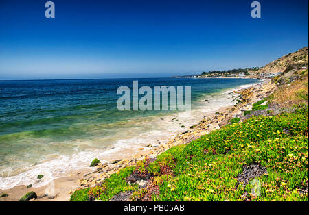 L'Oceano Pacifico e del litorale della California lungo il PCH vicino a Malibu. Foto Stock