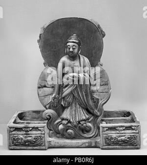 Tegola di Tetto. Cultura: la Cina. Dimensioni: H. 15 1/2 in. (39,4 cm); W. 15 1/2 in. (39,4 cm); D. 7 3/4 in. (19,7 cm). Museo: Metropolitan Museum of Art di New York, Stati Uniti d'America. Foto Stock