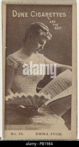 Numero di carta di credito 10, Emma Juch, da attori e attrici serie (N145-6) rilasciato dal duca figli & Co. per promuovere il Duca di sigarette. Dimensioni: foglio: 2 11/16 × 1 3/8 in. (6,8 × 3,5 cm). Editore: Rilasciato da W. Duca, figli & Co. (New York e Durham, N.C.). Data: 1880. Scambio di carte dal set "Attori e attrici' (N145-6), pubblicato nel 1880 da W. Duca figli & Co. per promuovere il Duca di sigarette. Ci sono otto sottoinsiemi di N145 series. Vari sottoinsiemi sport diversi disegni carta e anche promuovere diverse marche di tabacco rappresentato da W. Duca figli & Company. Questa scheda è dal sesto sottoinsieme, Foto Stock