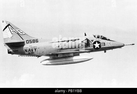 A-4C Skyhawk di VA-95 sul volo 1969. Foto Stock