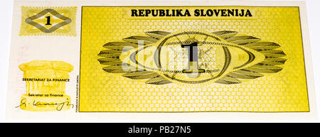 VELIKIE Luki, Russia - 30 luglio 2015: vecchia valuta slovena Foto Stock