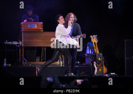 Milano, 25 luglio. Alanis Morissette si esibisce dal vivo a Milano @ Ippodromo del galoppo. Milano Summer Festival © Davide merli / Alamy Foto Stock