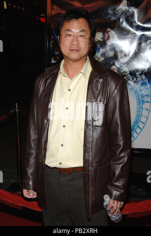 James Wong (direttore) in arrivo alla destinazione finale 3 Premiere al Chinese Theatre di Los Angeles. Febbraio 1, 2006.WongJames director112 Red Carpet Event, verticale, STATI UNITI D'AMERICA, industria cinematografica, celebrità, fotografia, Bestof, arte cultura e intrattenimento, Topix celebrità moda / Verticale, meglio di, evento nella vita di Hollywood - California, moquette rossa e dietro le quinte, USA, industria cinematografica, celebrità, movie celebrità, personaggi televisivi, musica celebrità, fotografia, Bestof, arte cultura e intrattenimento, Topix, verticale, una persona, da anni , 2006 al 2009, inchiesta tsuni@Gamma-STATI UNITI D'AMERICA. Foto Stock