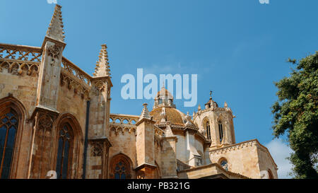 Cattedrale di Tarragona in Catalogna, Spagna. Romanico del XII secolo un stile architettonico gotico. Foto Stock