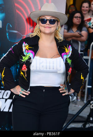 Elle re assiste la premiere del Lionsgate 'La spia che mi dumping' al Fox Village teatro sulla luglio 25, 2018 a Los Angeles, California Foto Stock