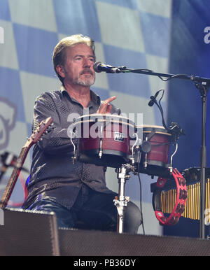 Germania, Ebern, Eyrichshhof Castello , 25 luglio 2018, SPIDER MURPHY GANG - UNPLUGGED - Open Air 2018 - Immagine: Dieter Radig - Bongos Credito: Ryan Evans/Alamy Live News Foto Stock