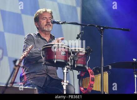 Germania, Ebern, Eyrichshhof Castello , 25 luglio 2018, SPIDER MURPHY GANG - UNPLUGGED - Open Air 2018 - Immagine: Dieter Radig - Bongos Credito: Ryan Evans/Alamy Live News Foto Stock