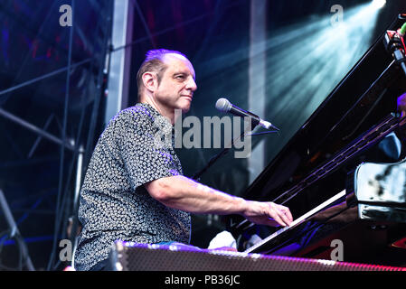 Germania, Ebern, Eyrichshhof Castello , 25 luglio 2018, SPIDER MURPHY GANG - UNPLUGGED - Open Air 2018 - Immagine: Lucky Seuss Ð Credito Chiavi: Ryan Evans/Alamy Live News Foto Stock