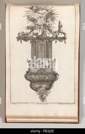 Design per un pulpito, piastra 4 da un Untitled serie di disegni e modelli di pulpito. Artista: Carl Pier (tedesco, attivo Augsburg, ca. 1750). Dimensioni: complessivo: 8 7/16 × 13 3/4 in. (21,5 × 35 cm). Editore: Martin Engelbrecht (tedesco, Augsburg 1684-1756 Augusta). Data: stampato ca. 1750-56. Ornamento con la stampa di un disegno per un pulpito di sospensione illustrato in elevazione frontale. Il pulpito è caratterizzato da un baldacchino di rocaille ornamenti che portano a una rappresentazione dello Spirito Santo in forma di un piccione, circondato da raggi di sole. Questa stampa è legato in un album contenente 27 serie con un totale di Foto Stock