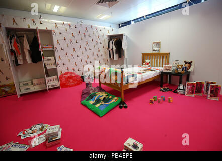 Voci sul display presso le Spice Girls mostra al Business Design Centre nel nord di Londra. Foto Stock