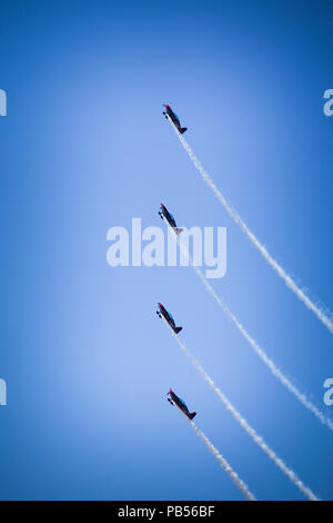 Piani Stunt effettuando al 2018 Airshow di Southport Foto Stock