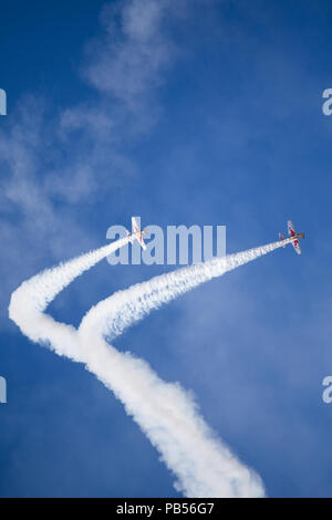 Piani Stunt effettuando al 2018 Airshow di Southport Foto Stock