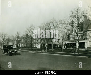 923 Lindell Boulevard guardando ad ovest dalla Kingshighway Boulevard Foto Stock