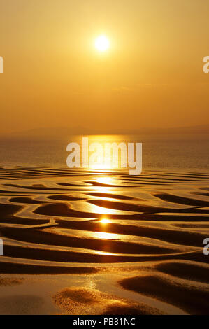 Okoshiki spiaggia di tramonto, Prefettura di Kumamoto, Giappone Foto Stock