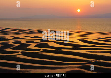 Okoshiki spiaggia di tramonto, Prefettura di Kumamoto, Giappone Foto Stock