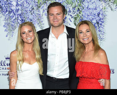 Los Angeles, California, USA. 26 Luglio, 2018. Cassidy Gifford, Kathie Lee Gifford e Cody Gifford arriva l'Hallmark Channel estate TCA evento presso una residenza privata. Credito: Lisa O'Connor/ZUMA filo/Alamy Live News Foto Stock