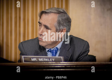 Luglio 25, 2018 - Washington, Distretto di Columbia, Stati Uniti - Il senatore JEFF MERKLEY (credito Immagine: © Douglas Christian via ZUMA filo) Foto Stock