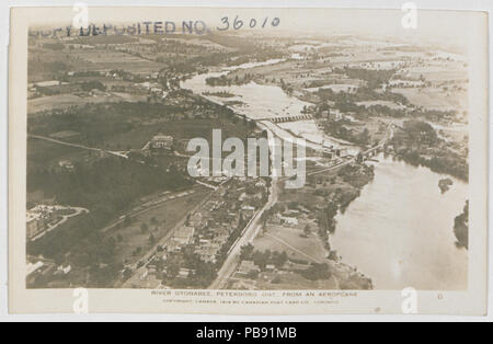 1184 Peterboro Ontario da un aereo (HS85-10-36010) originale Foto Stock