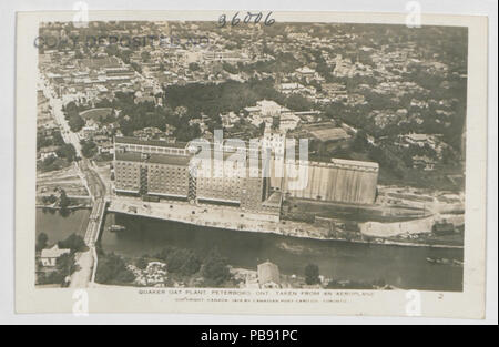 1184 Peterboro Ontario da un aereo (HS85-10-36006) originale Foto Stock