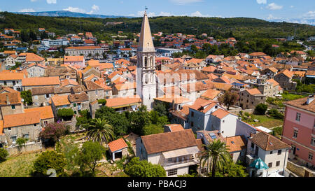 St Stephens campanile della chiesa, la città vecchia di Stari Grad, isola di Hvar Croazia Foto Stock