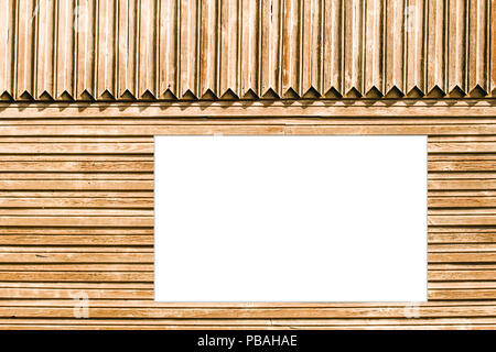 Affissioni tramandare il legno vecchio muro. Foto Stock
