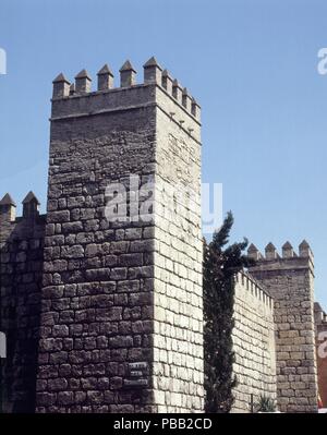 MURALLAS DEL ALCAZAR DE SEVILLA QUE SE REMONTAN AL SIGLO XII. Posizione: Reales Alcazares, Spagna. Foto Stock