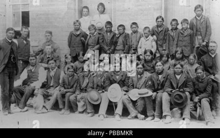 1257 Rev. Sherman Coolidge, Wind River School Foto Stock