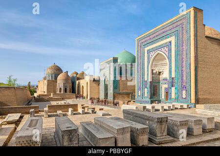 Shah-i-Zinda necropoli ensemble in Samarcanda, Uzbekistan Foto Stock